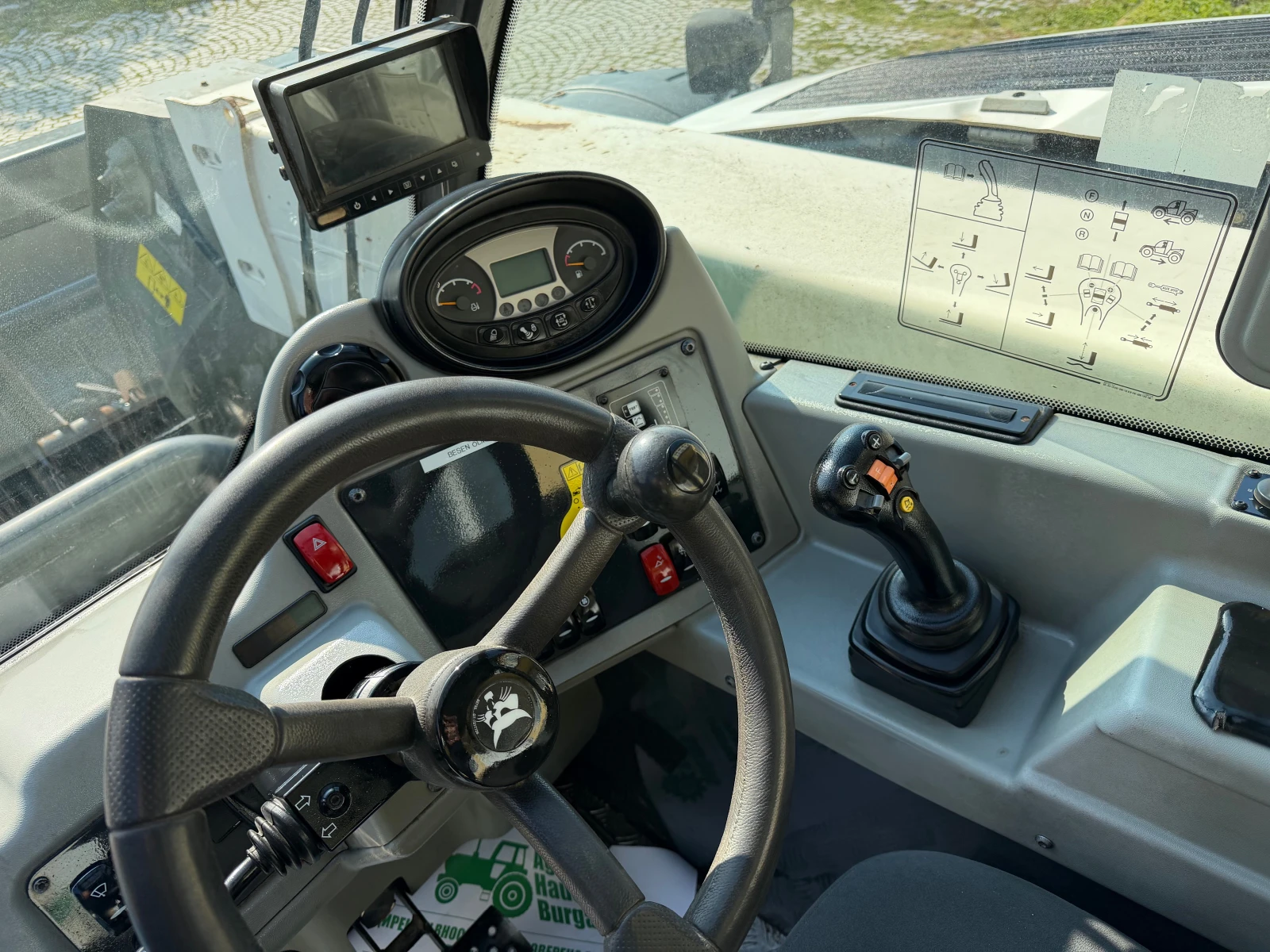 Телескопичен товарач Bobcat TL470 HF AGRI ЛИЗИНГ, снимка 11 - Селскостопанска техника - 53369089