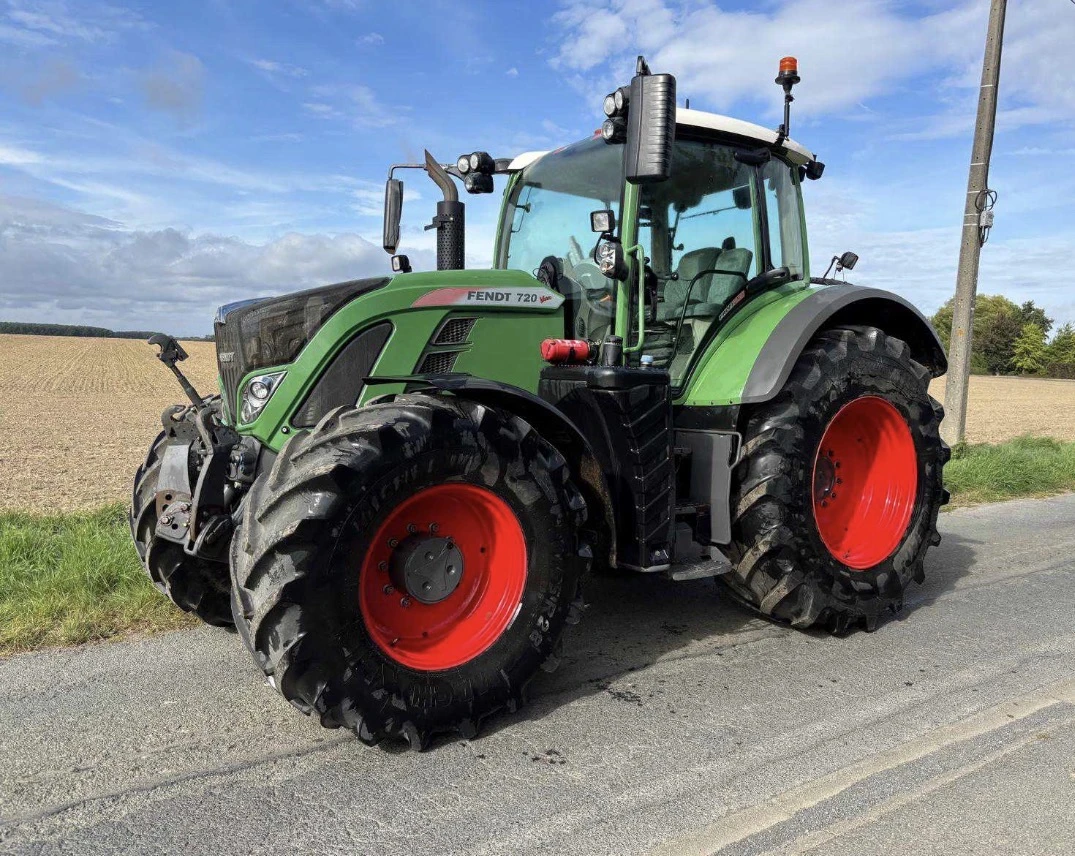 Трактор Fendt 720 Vario S4