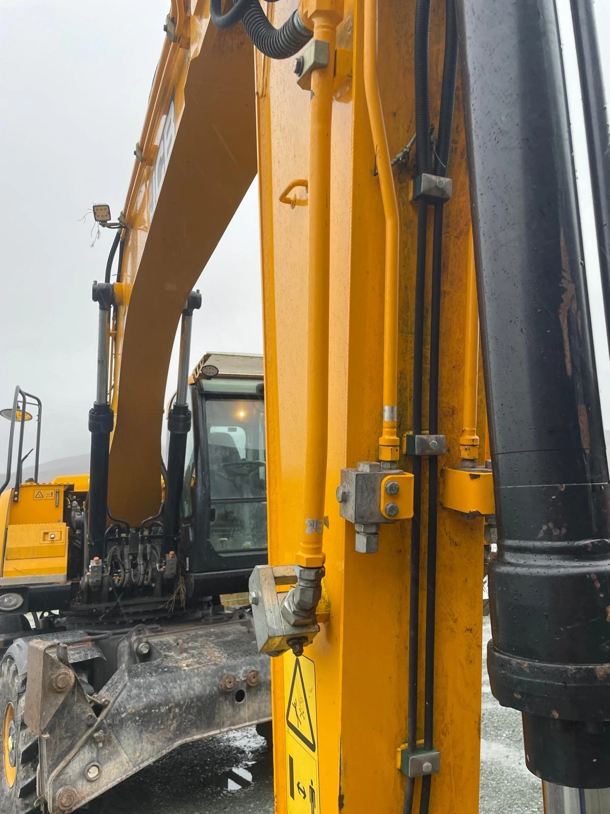 Багер JCB JS 160 W PLUS ЛИЗИНГ, снимка 3 - Индустриална техника - 54355561