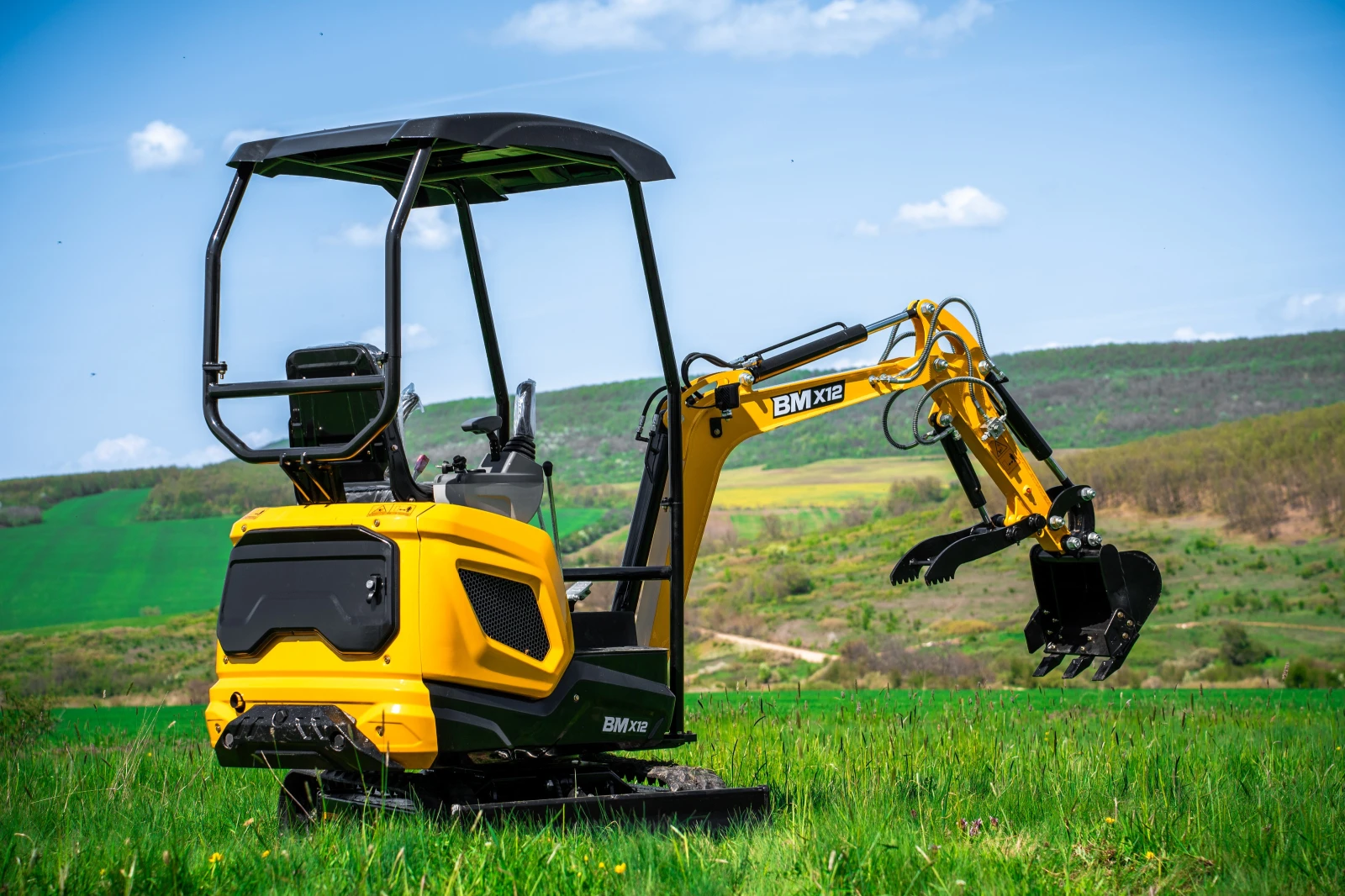 �����  BM X12 | Mobile.bg � ����������� 4