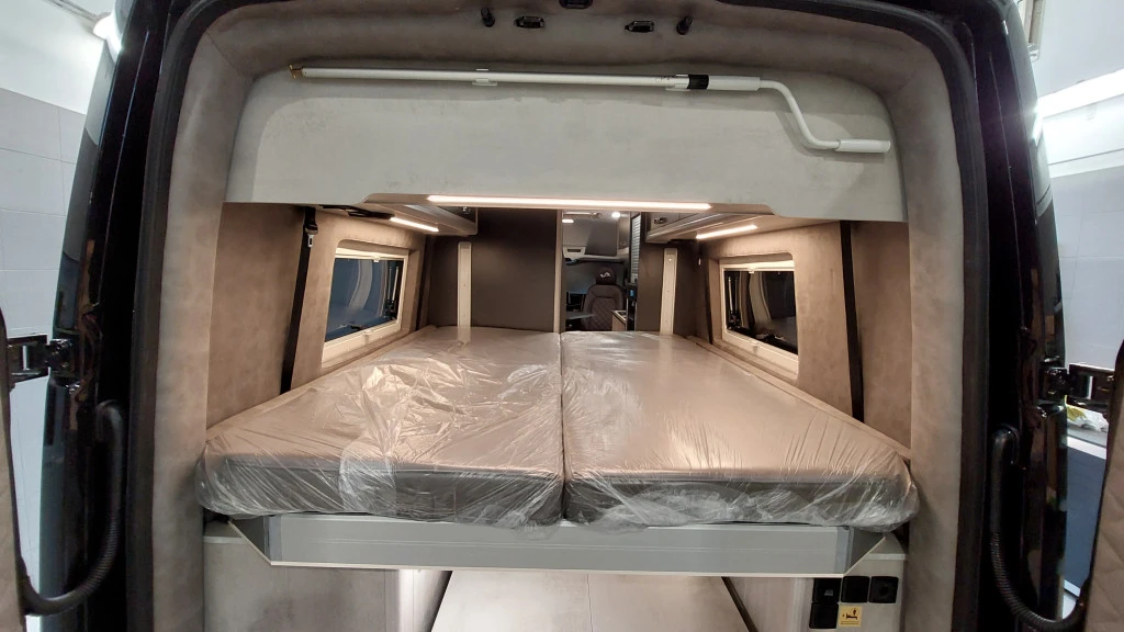 Кемпер Други M181931 - Mega Re-Aktiv 680 S - 4x4, снимка 9 - Каравани и кемпери - 53983822