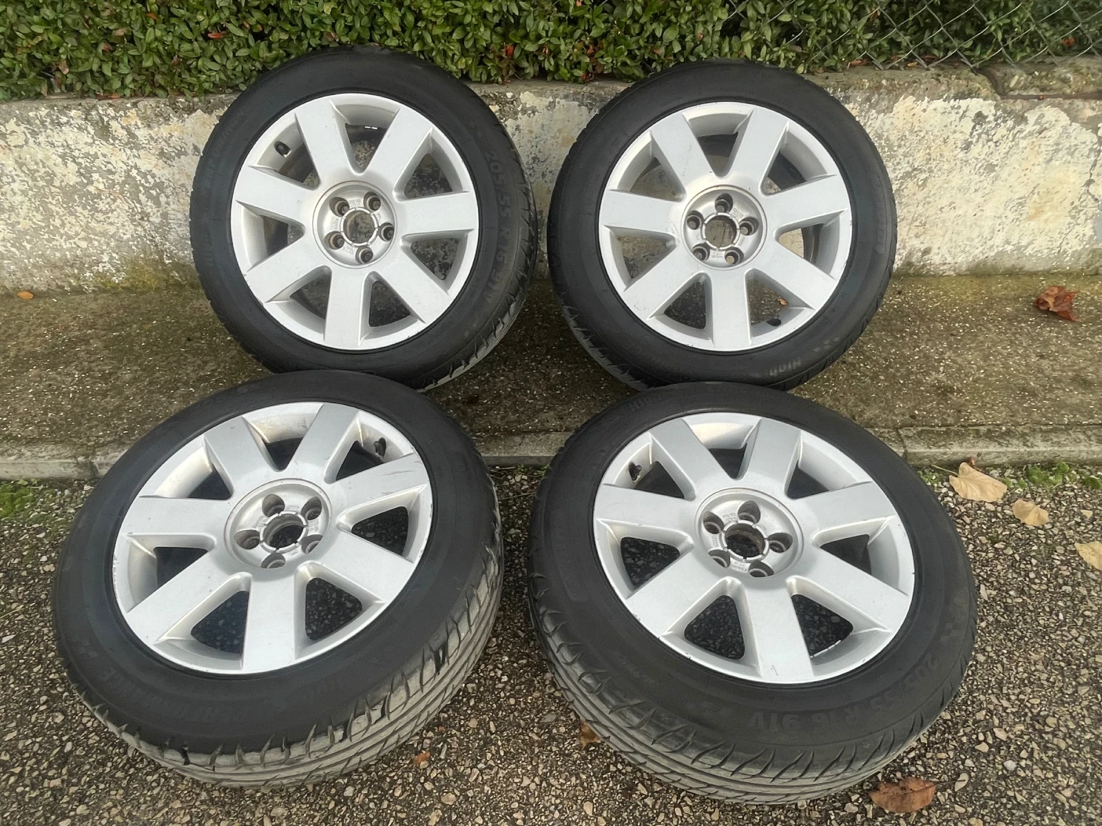 ���� � ������ 205/55R16 �� VW Golf | Mobile.bg � ����������� 1