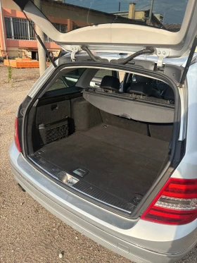 Mercedes-Benz C 220, снимка 8