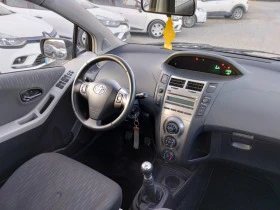 Toyota Yaris 1.3 БЕНЗИН, снимка 12