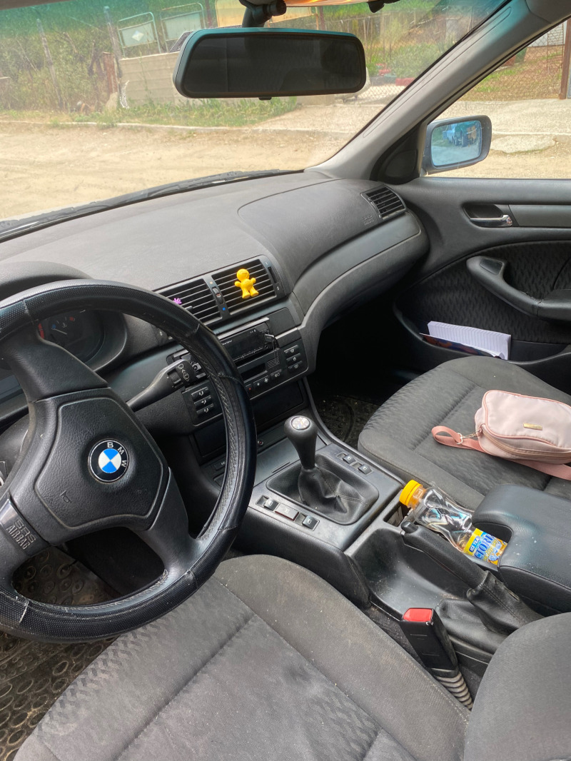 BMW 320, снимка 6 - Автомобили и джипове - 46447644