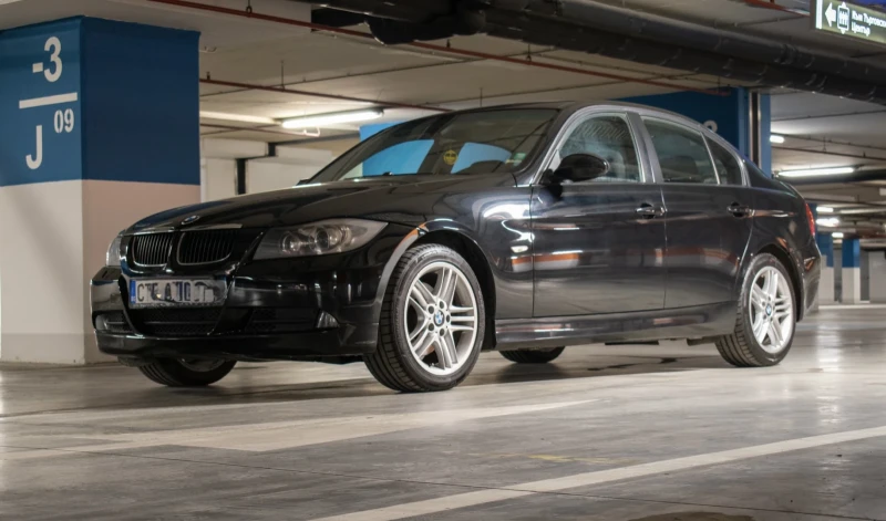 BMW 320 АВТОМАТИК/ РЕКАРО/ ПОДГРЕВ/ КСЕНОН, снимка 2 - Автомобили и джипове - 52981581