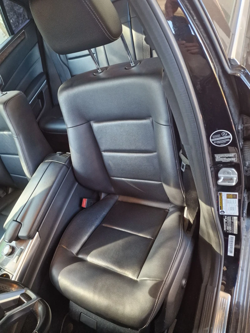 Mercedes-Benz E 350  4MATIC, снимка 16 - Автомобили и джипове - 52149778
