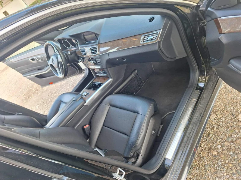 Mercedes-Benz E 350  4MATIC, снимка 5 - Автомобили и джипове - 52149778