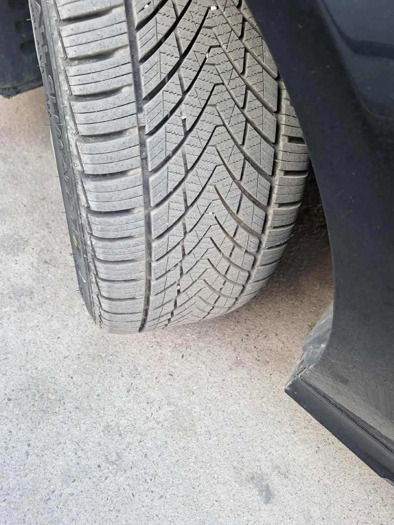 Mercedes-Benz E 350  4MATIC, снимка 11 - Автомобили и джипове - 52149778