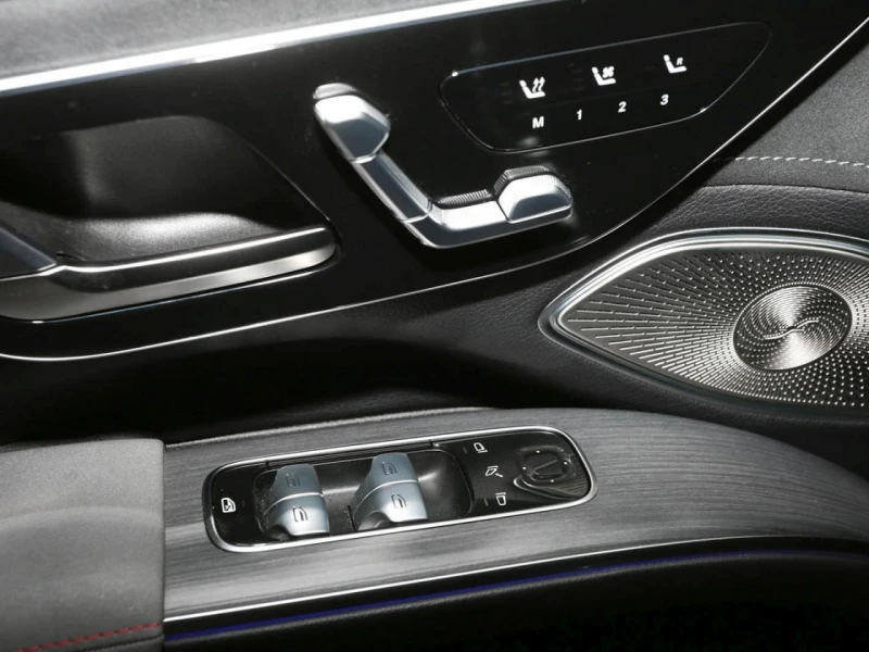 Mercedes-Benz EQS 450 4-MATIC SUV AMG HYPERSCREEN PANORAMA NIGHT 360, снимка 6 - Автомобили и джипове - 52382448