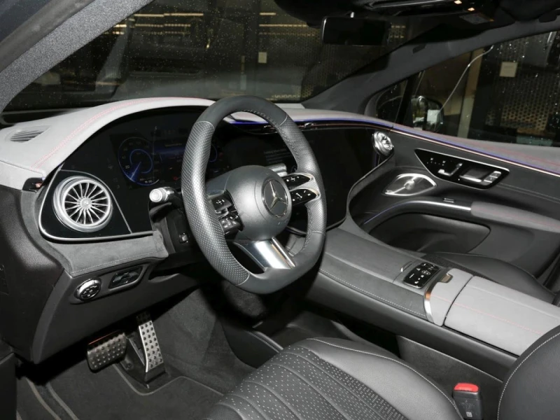 Mercedes-Benz EQS 450 4-MATIC SUV AMG HYPERSCREEN PANORAMA NIGHT 360, снимка 9 - Автомобили и джипове - 52382448
