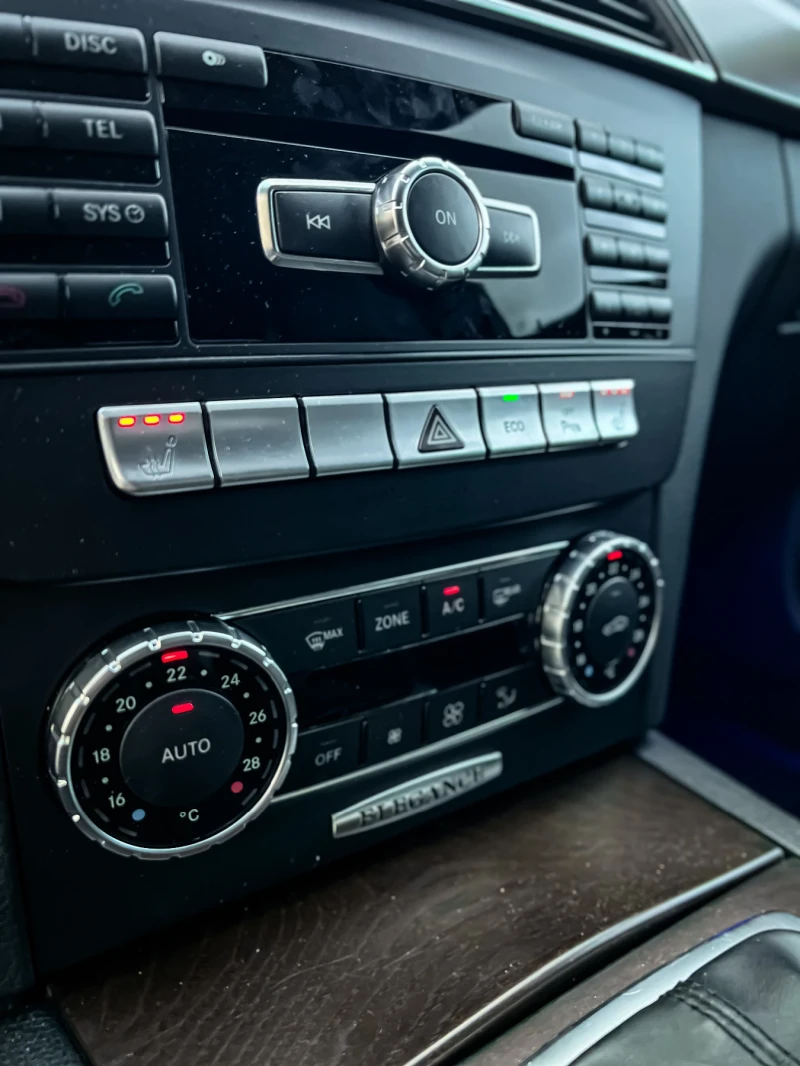 Mercedes-Benz C 220 C250 CDI #EXCLUSIVE#FULL LEATHER#HARMANKARDON, снимка 10 - Автомобили и джипове - 52395285