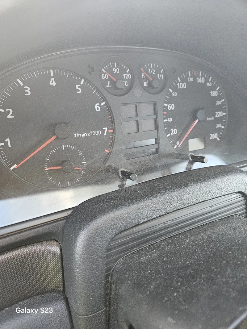 Audi A4, снимка 2 - Автомобили и джипове - 52447076