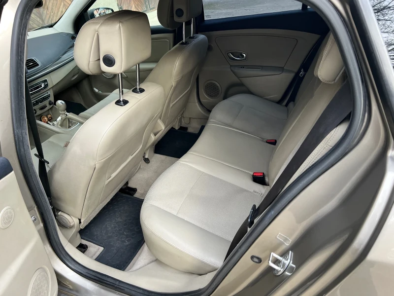 Renault Megane Grandtour 1.9 dCi, снимка 9 - Автомобили и джипове - 52555075