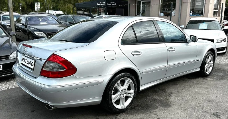Mercedes-Benz E 320 FACE* 4X4* AIR* BI XENON* NAVI* , снимка 15 - Автомобили и джипове - 52697431