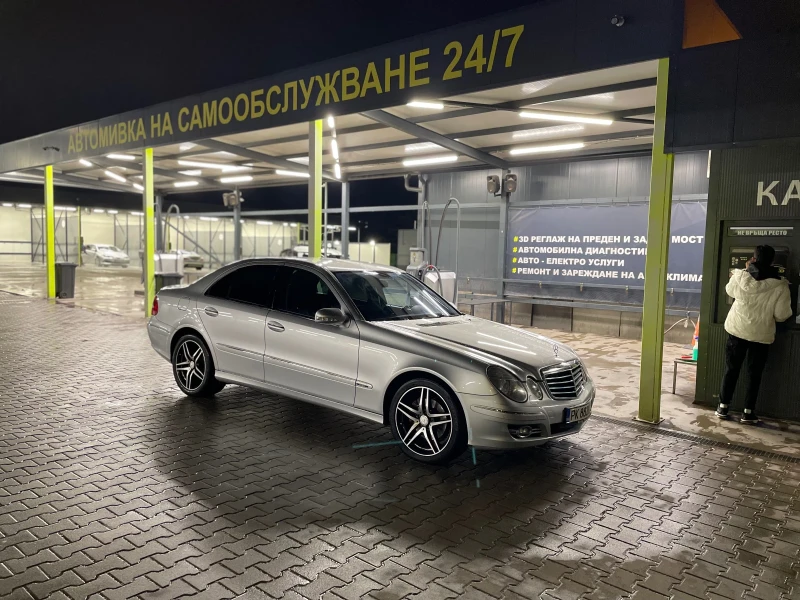 Mercedes-Benz E 320 FACE* 4X4* AIR* BI XENON* NAVI* , снимка 3 - Автомобили и джипове - 52697431