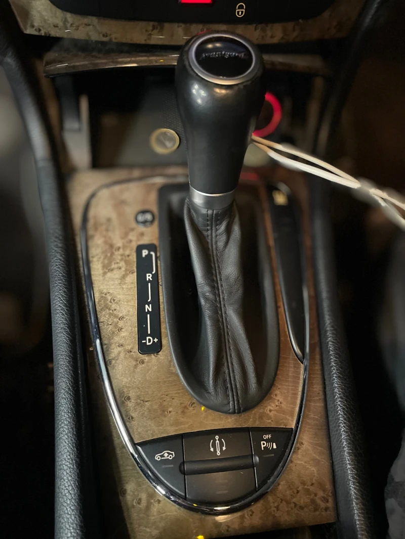 Mercedes-Benz E 320 FACE* 4X4* AIR* BI XENON* NAVI* , снимка 10 - Автомобили и джипове - 52697431