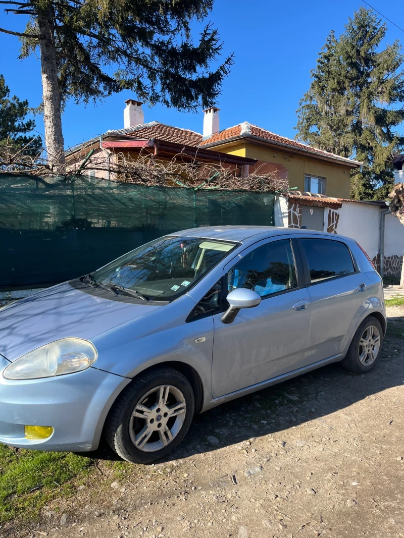 Fiat Punto Grande, снимка 2 - Автомобили и джипове - 52942974
