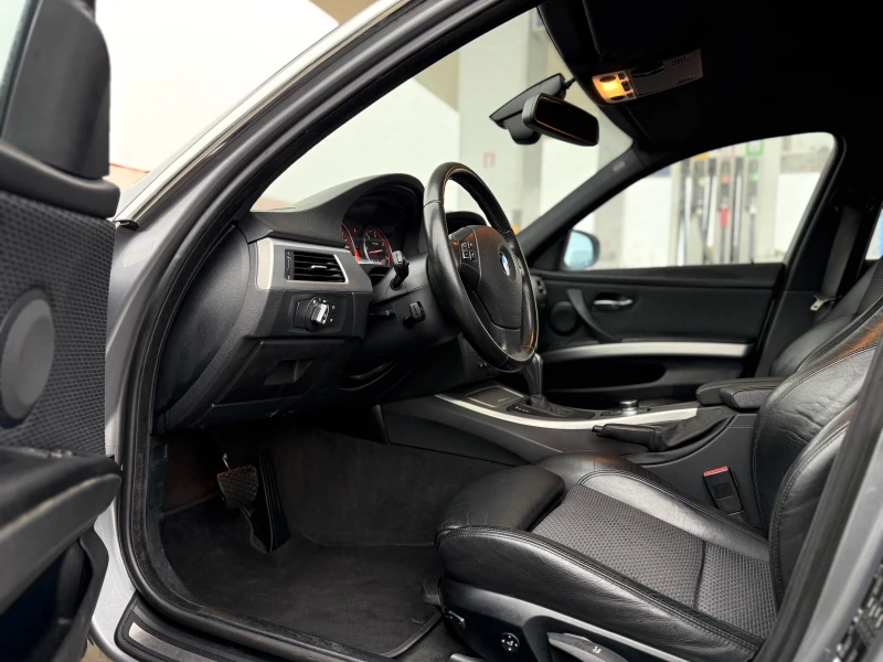 BMW 330 LCI/Keyless/Navi, снимка 7 - Автомобили и джипове - 53297086