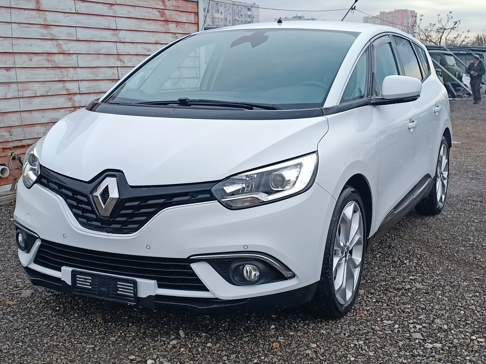 Renault Grand scenic 2019г. 7 места Automatic  - изображение 1