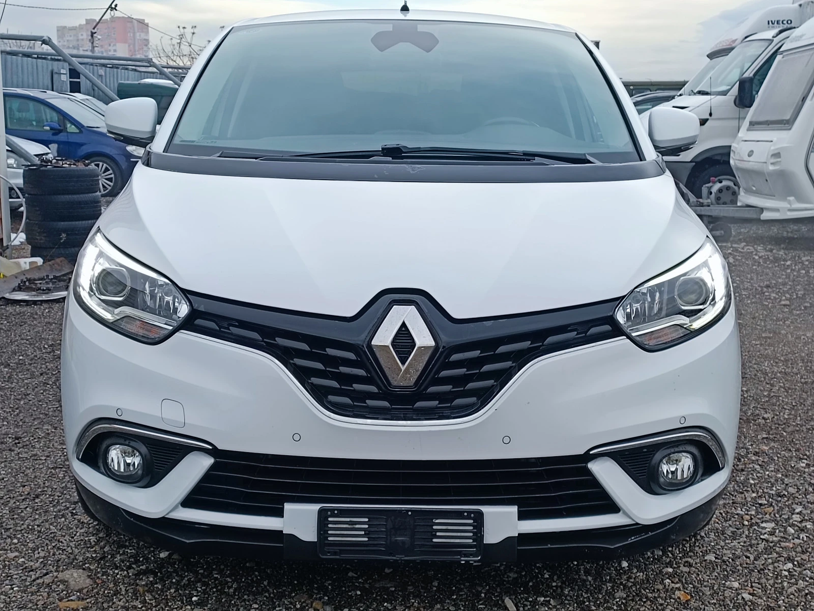 Renault Grand scenic 2019г. 7 места Automatic  - изображение 2