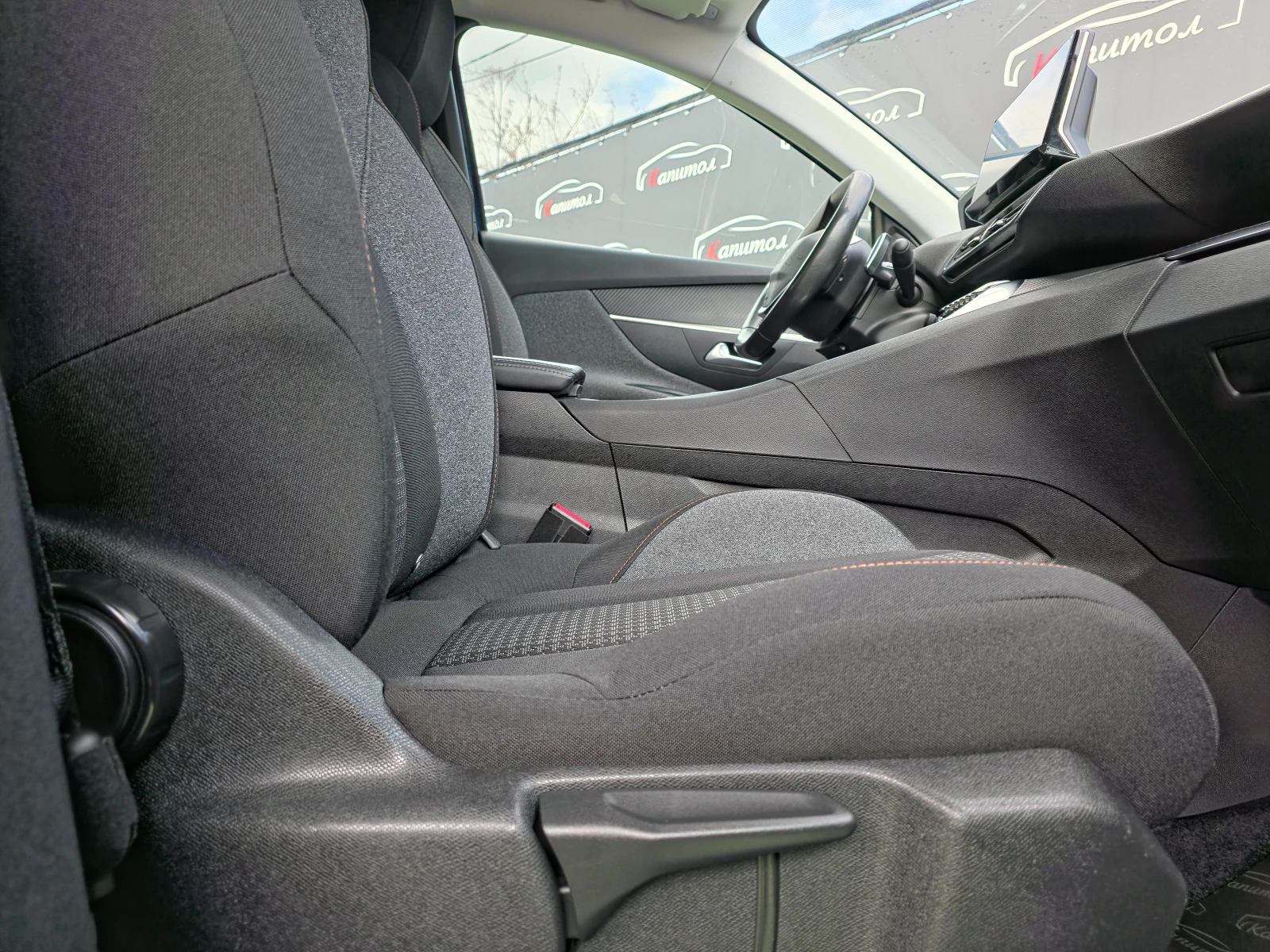 Peugeot 3008 1.5BlueHdi EAT8  ACTIVE BUSINESS - изображение 9