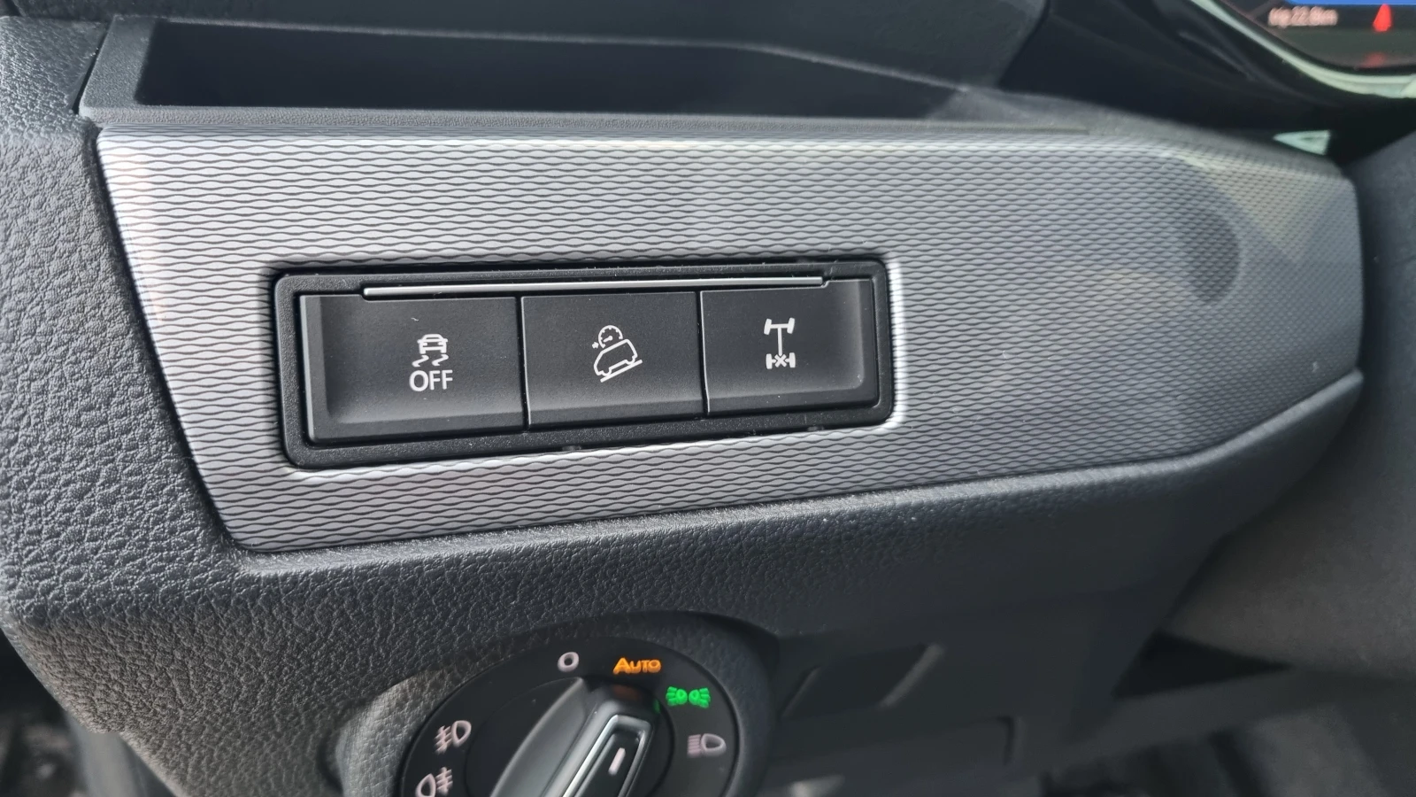 VW Multivan 6.1 Highline 44 | Mobile.bg   14