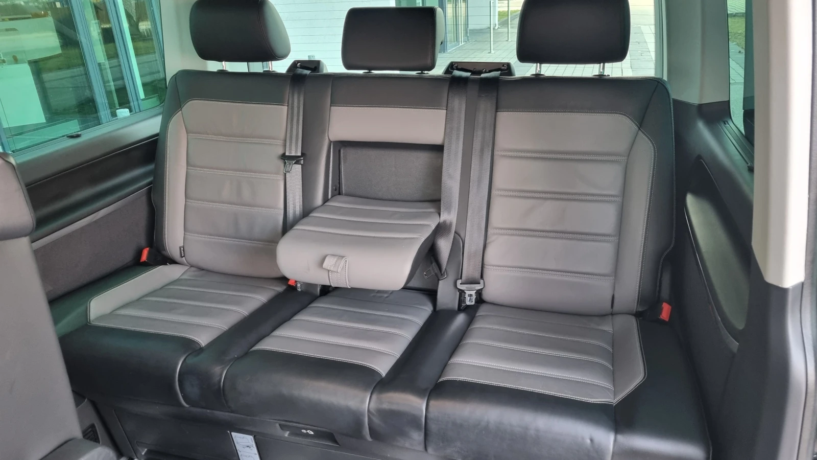 VW Multivan 6.1 Highline 44 | Mobile.bg   17