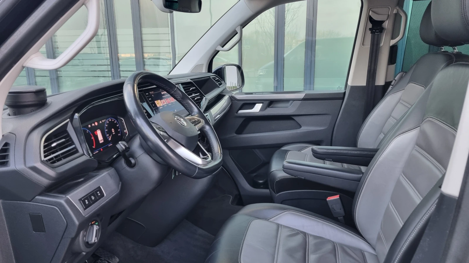 VW Multivan 6.1 Highline 44 | Mobile.bg   12