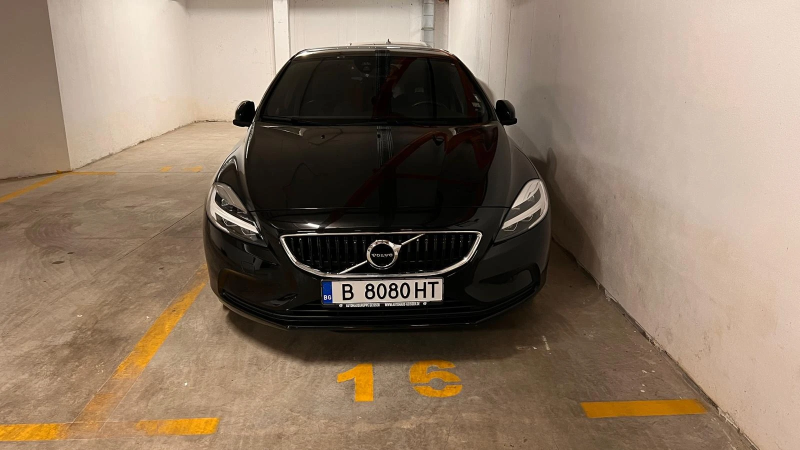 Volvo V40 T2 | Mobile.bg   1
