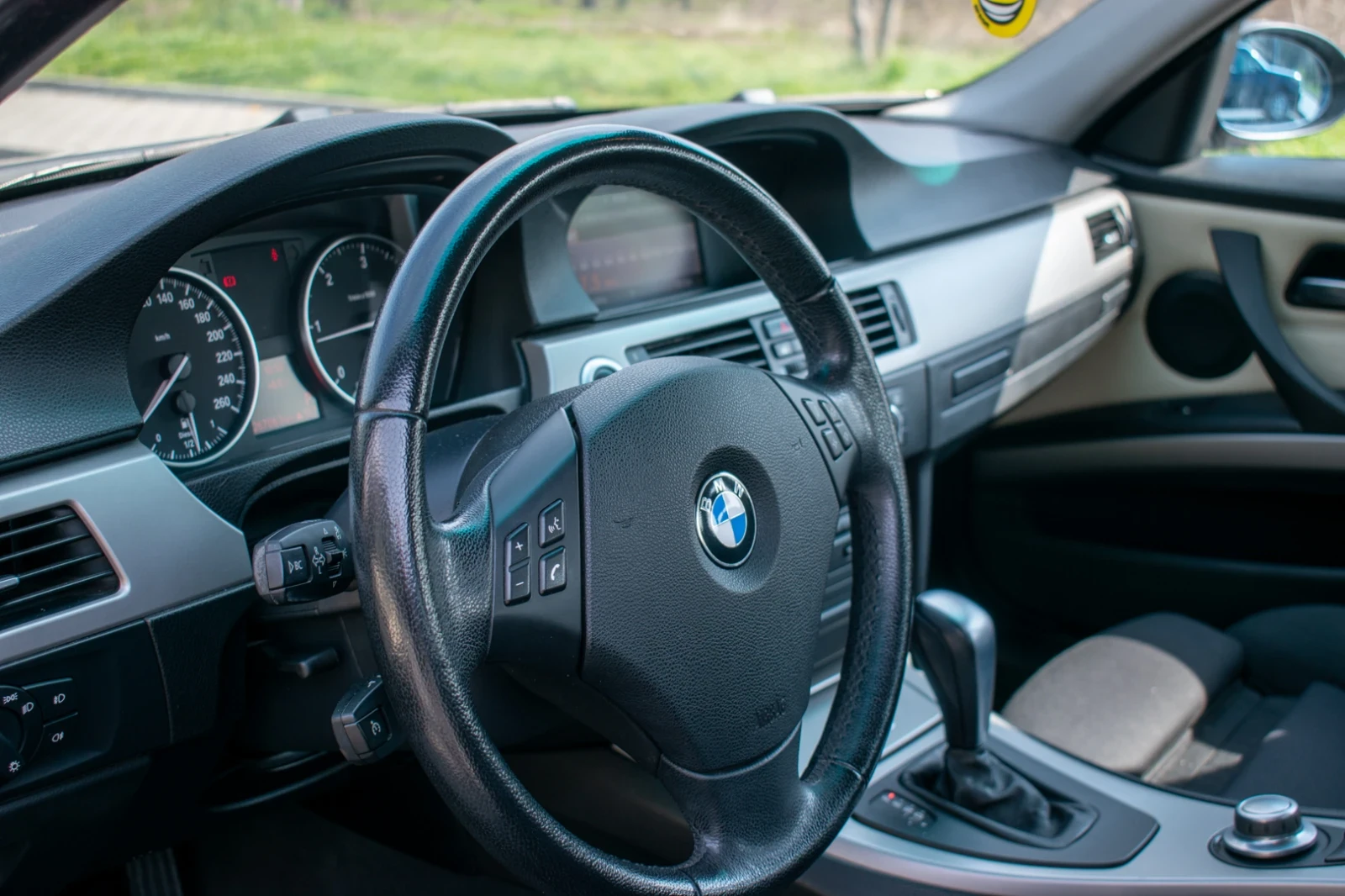 BMW 320 АВТОМАТИК/ РЕКАРО/ ПОДГРЕВ/ КСЕНОН - изображение 8