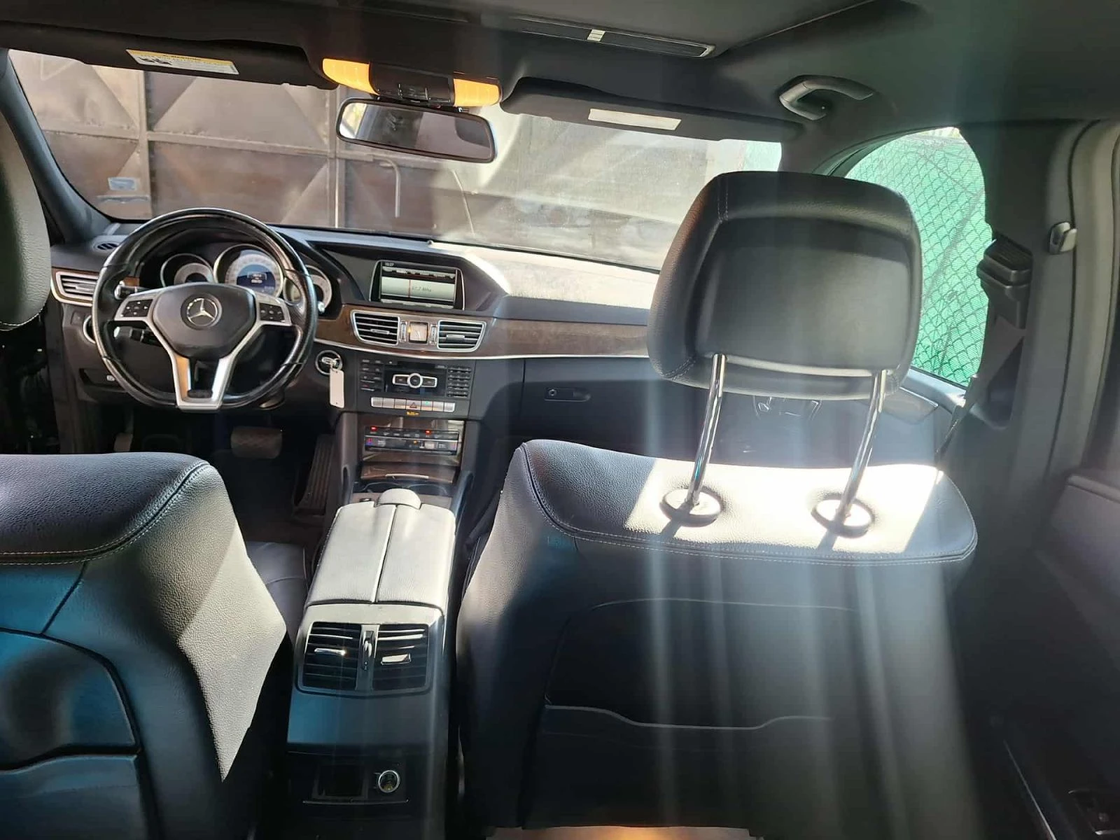 Mercedes-Benz E 350  4MATIC - изображение 10