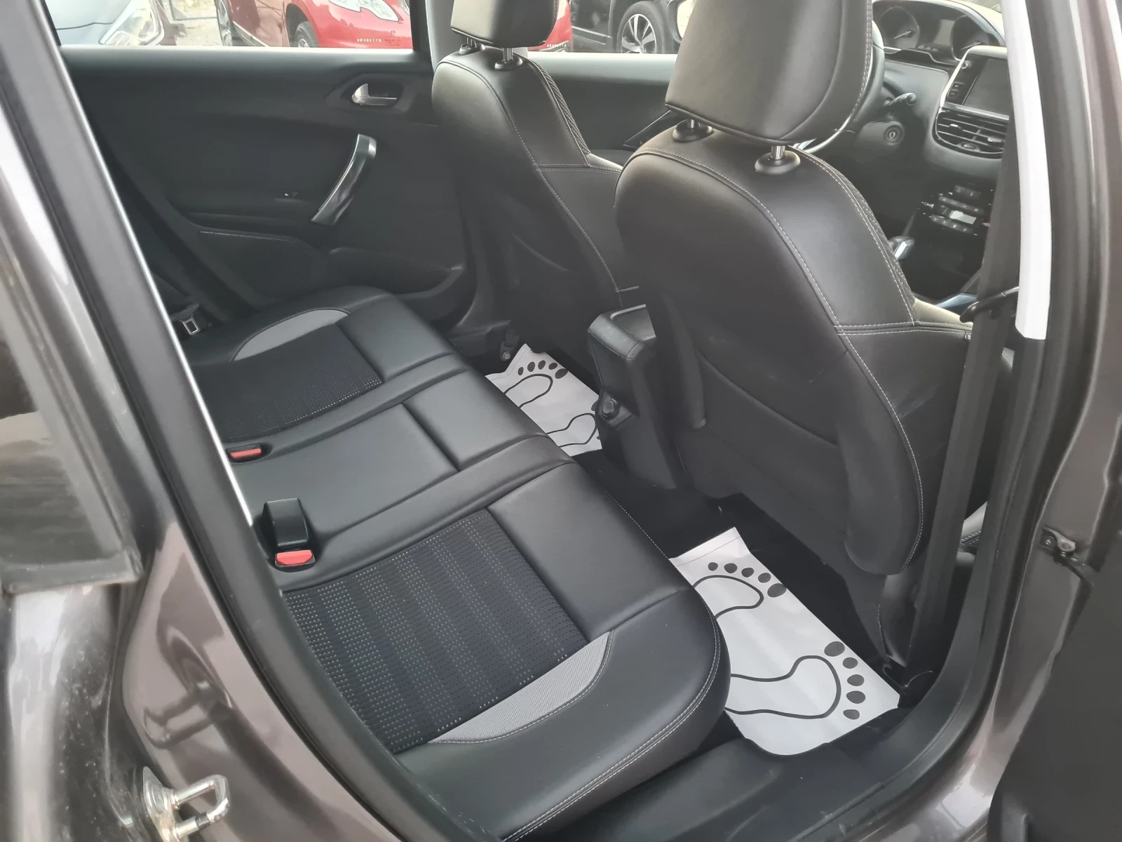 Peugeot 2008 1.6i 16V 120p.s ALLURE | Mobile.bg � ����������� 12