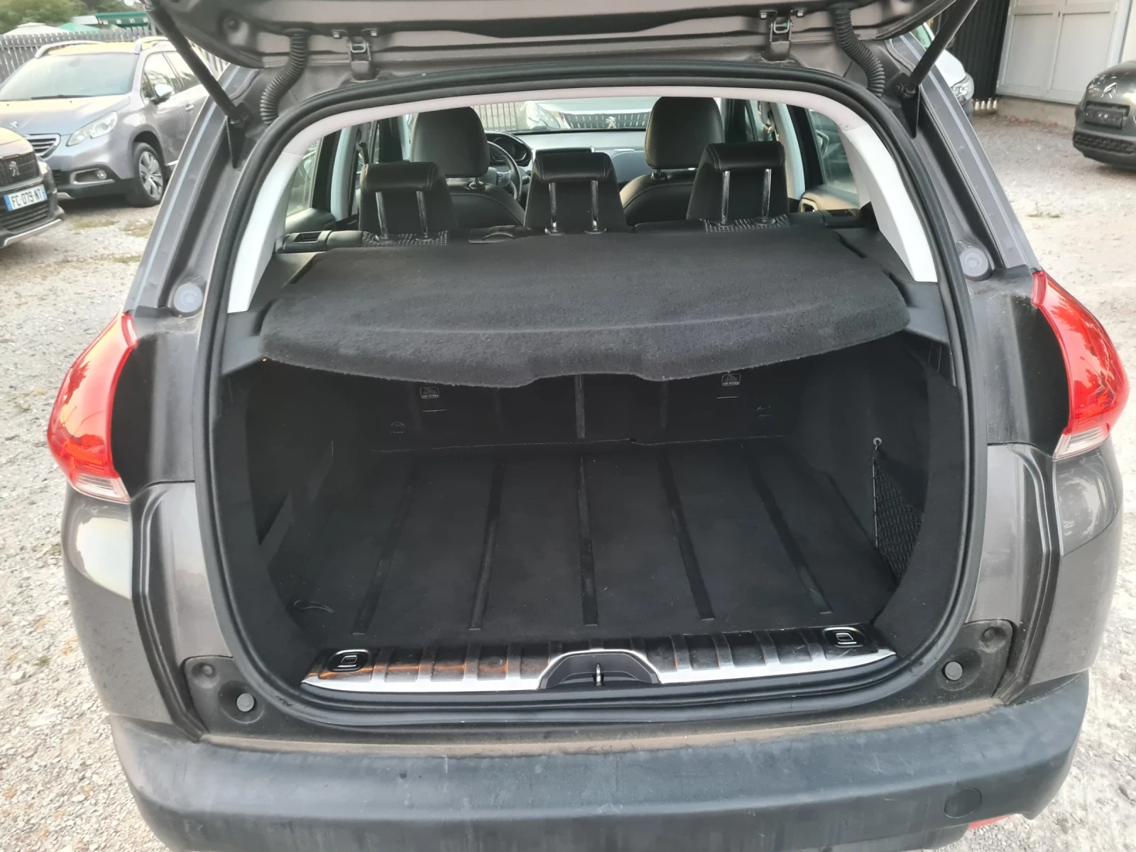 Peugeot 2008 1.6i 16V 120p.s ALLURE | Mobile.bg � ����������� 11