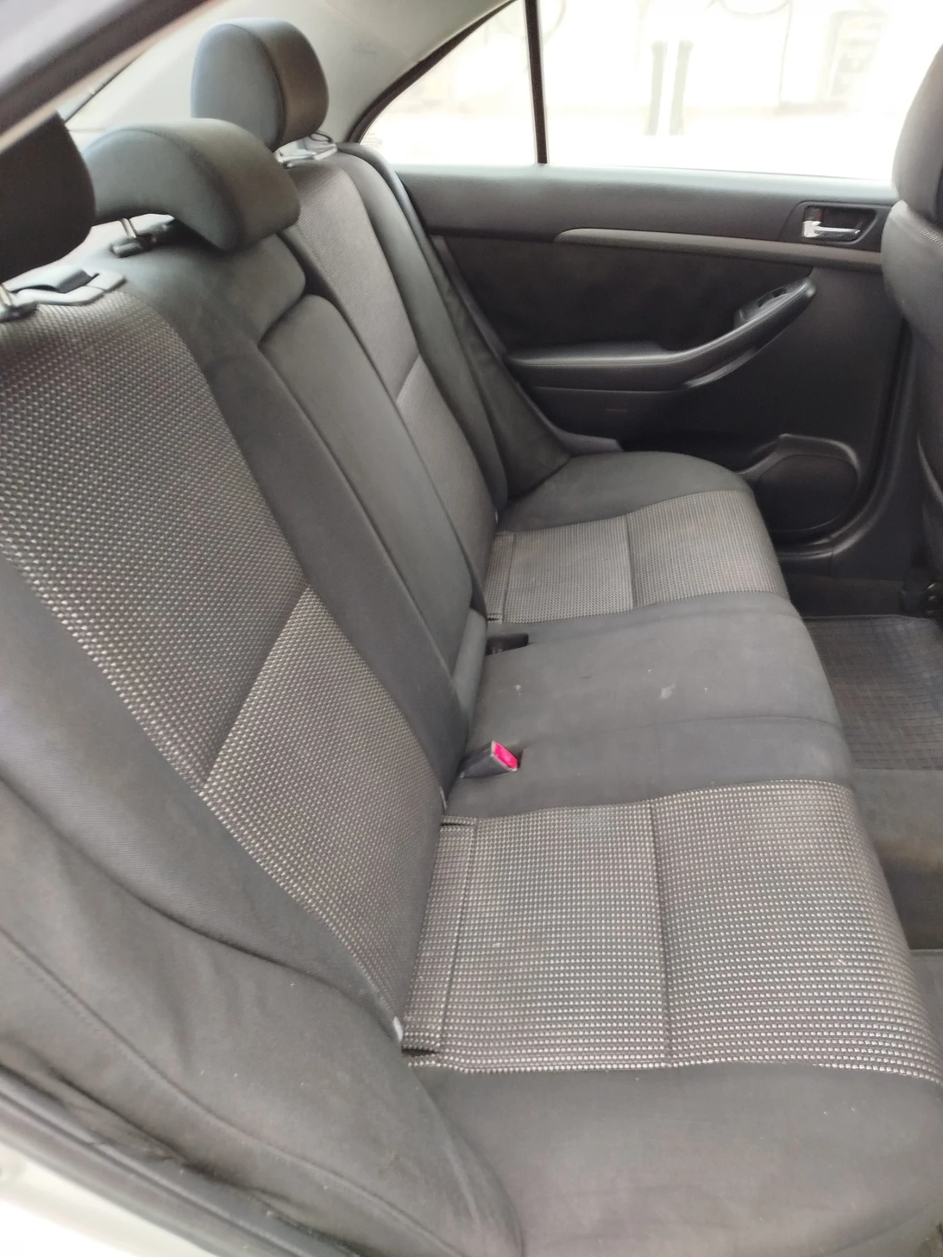 Toyota Avensis  - изображение 7