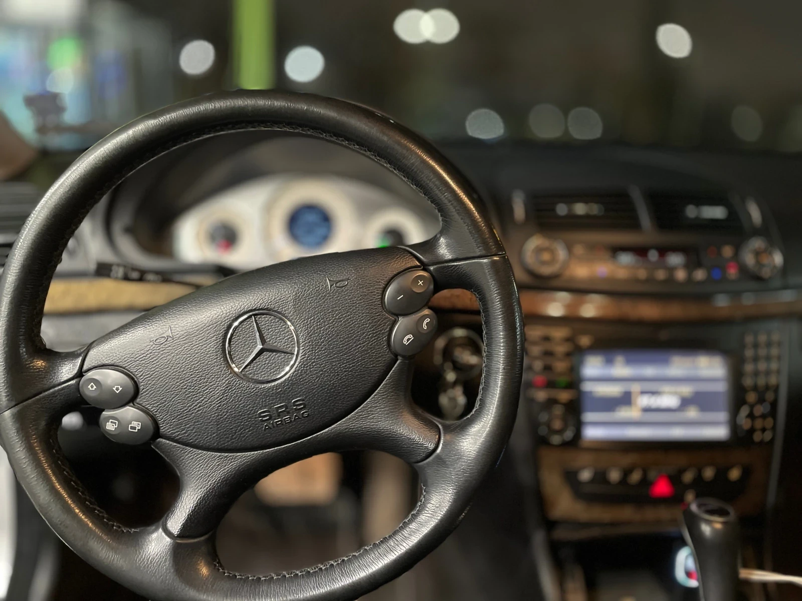 Mercedes-Benz E 320 FACE* 4X4* AIR* BI XENON* NAVI*  | Mobile.bg � ����������� 11