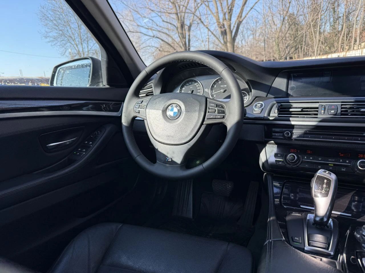 BMW 523 3.0i 204 к.с. - изображение 10