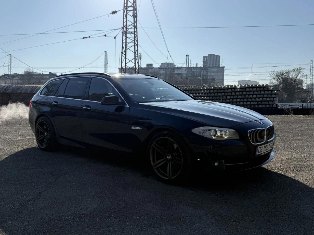 BMW 523 3.0i 204 к.с. - изображение 6