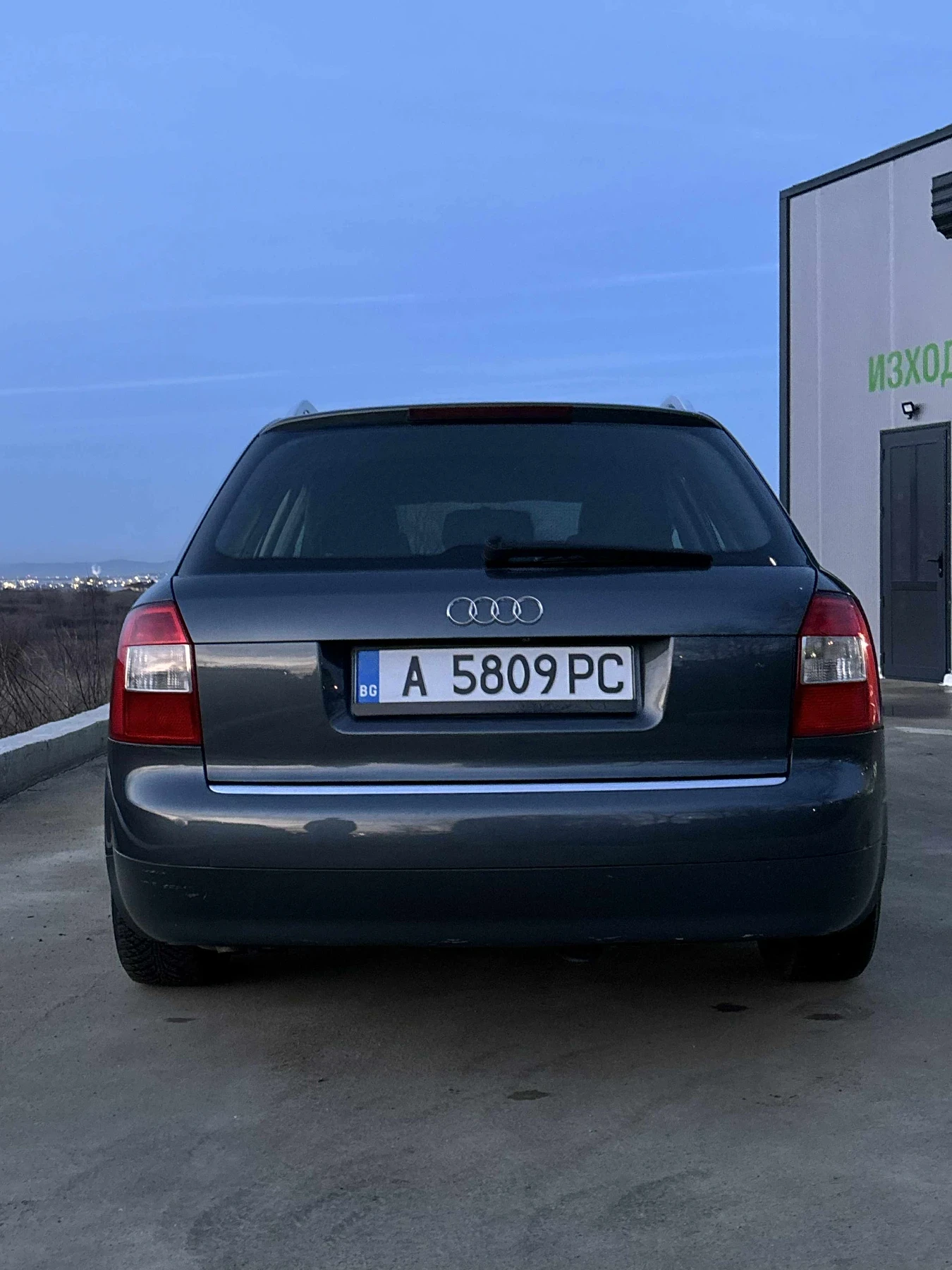 Audi A4 1.9 TD? 131  - изображение 2