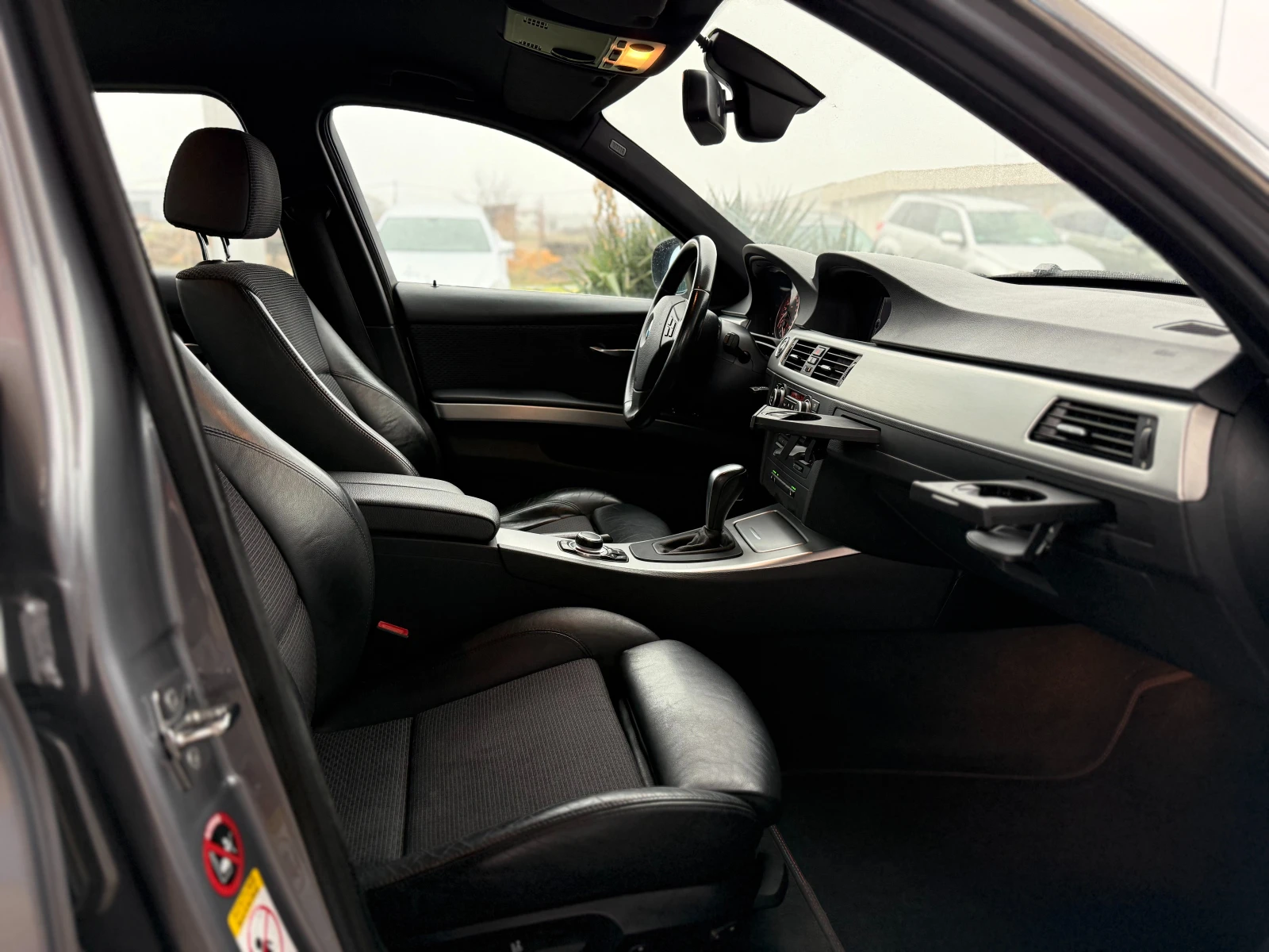 BMW 330 LCI/Keyless/Navi | Mobile.bg � ����������� 15