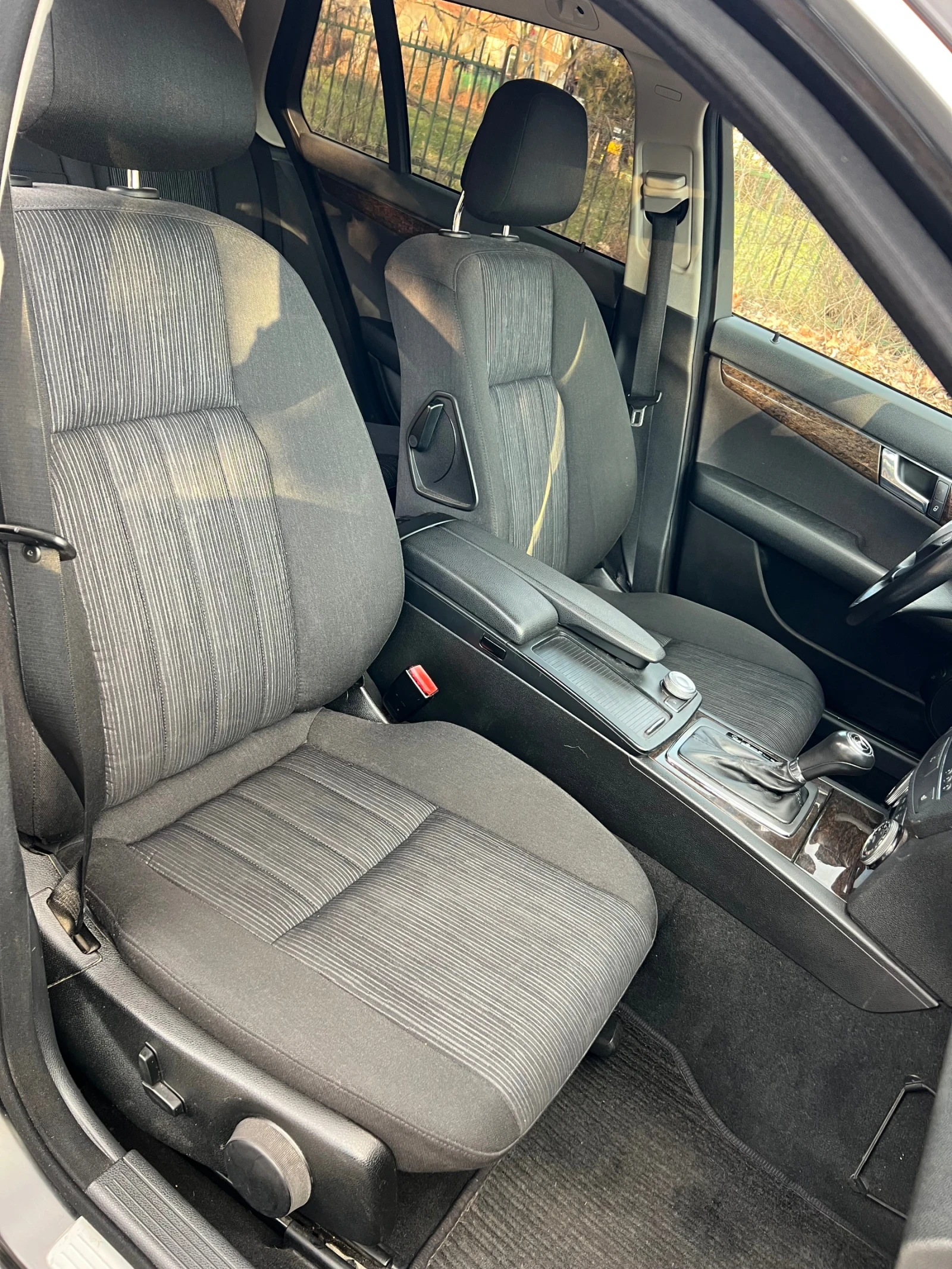 Mercedes-Benz C 220 OM 646/5G TRONIK, снимка 11 - Автомобили и джипове - 53775347