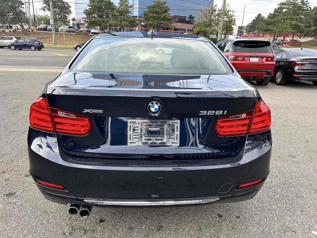 BMW 328 i X-DRIVE* KEYLESS* 360CAM* АвтоКредит(ЦЕНА ДО БГ) - изображение 5