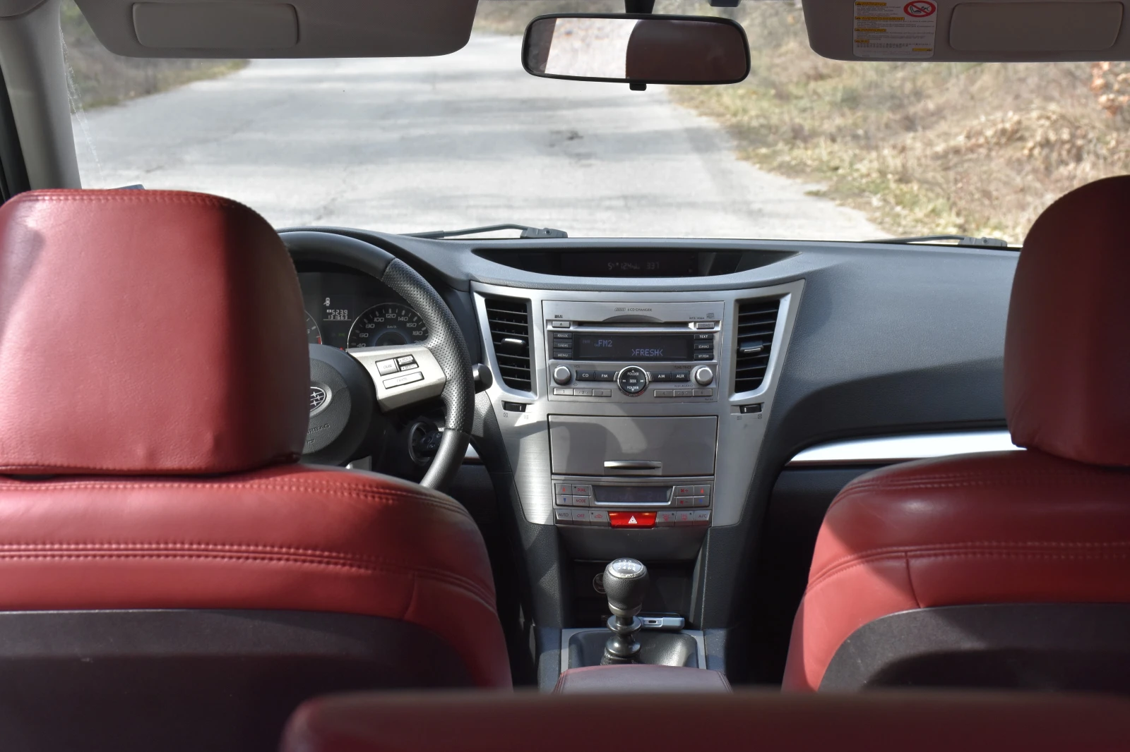 Subaru Outback 2.5i, снимка 15 - Автомобили и джипове - 53917394