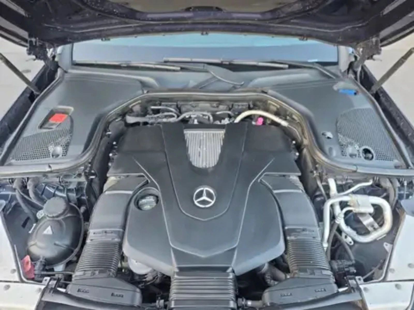 Mercedes-Benz E 400 2017/99000KM/M276/PANO/BURN/360/AMBIENT/ОБДУХ, снимка 16 - Автомобили и джипове - 54031059