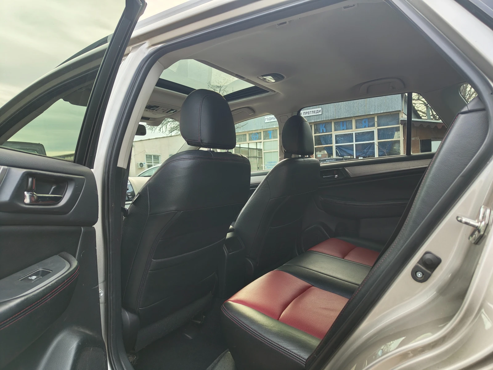 Subaru Outback, снимка 3 - Автомобили и джипове - 54209431