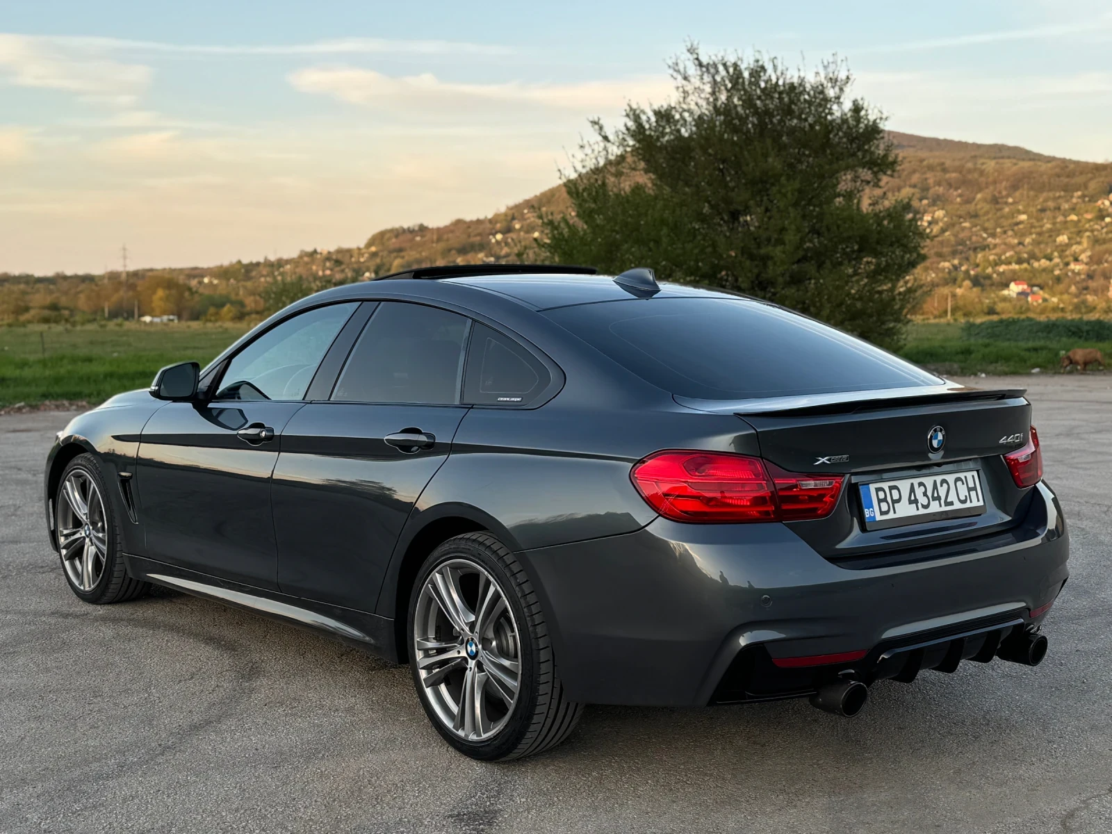 BMW 440 * X-DRIVE* AKRAPOVIC* GRANCOUPE, снимка 2 - Автомобили и джипове - 54247967