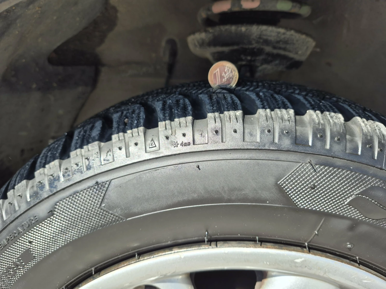 VW Golf, снимка 17 - Автомобили и джипове - 54310946