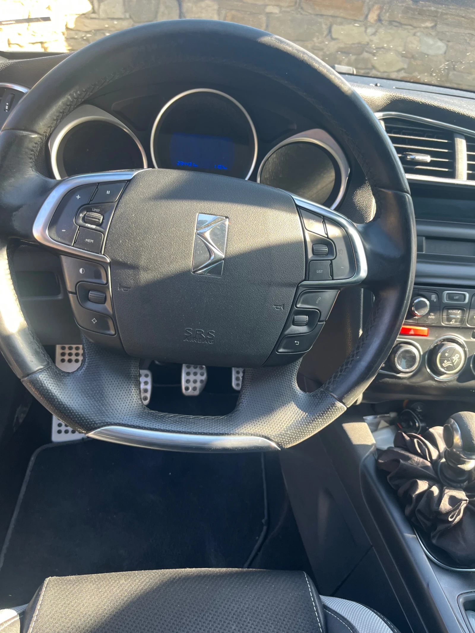 Citroen DS4 1.6 e-hdi, снимка 11 - Автомобили и джипове - 54334220