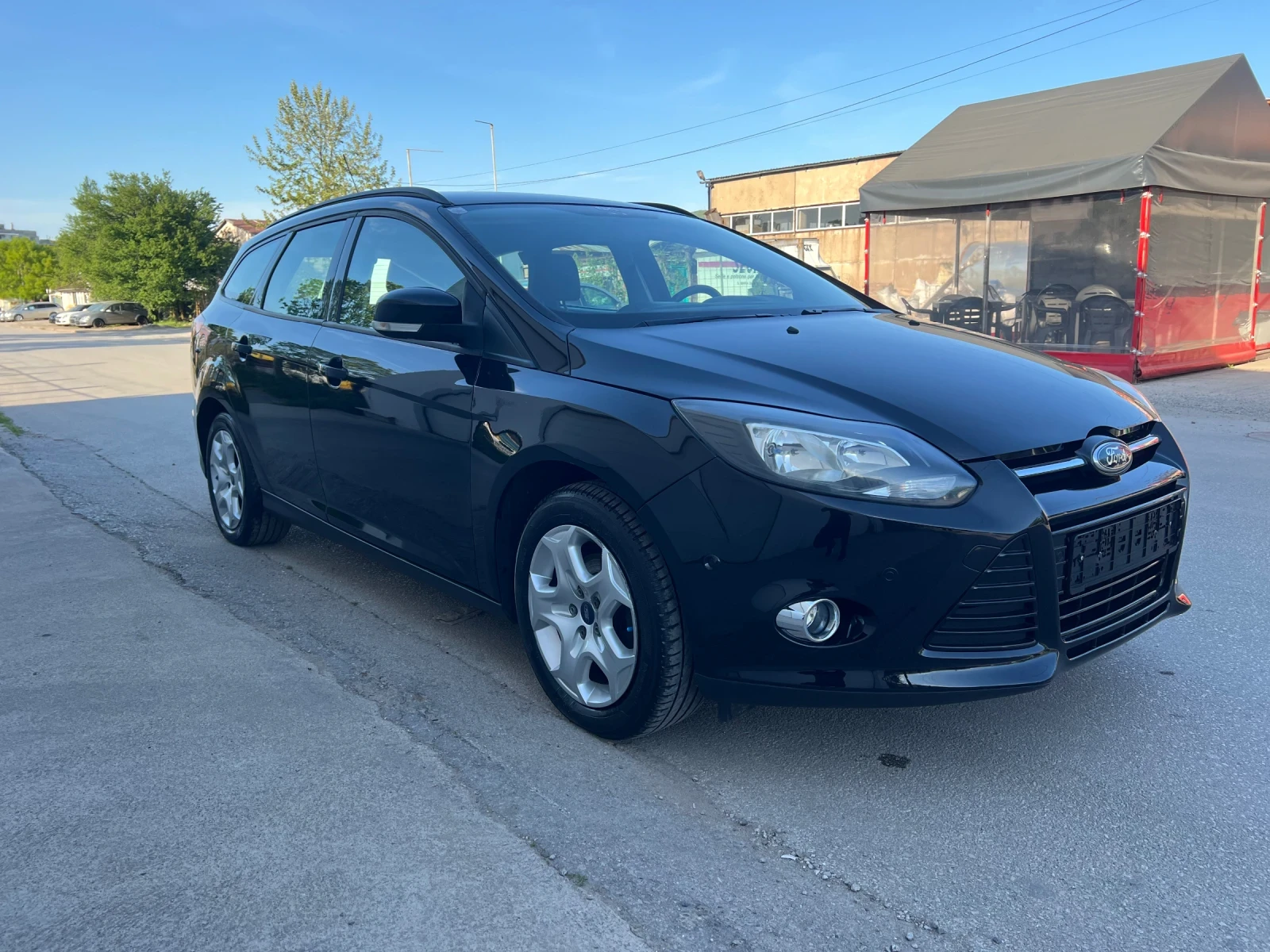 Ford Focus 1.6 бензин, снимка 2 - Автомобили и джипове - 54357403