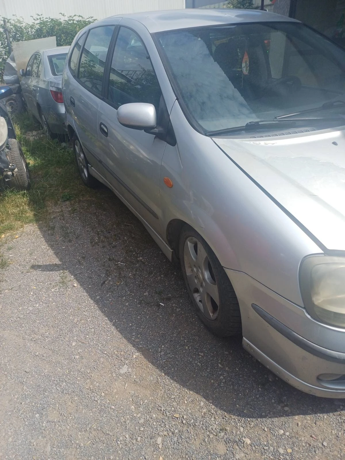 Nissan Almera tino 2.2 | Mobile.bg � ����������� 2